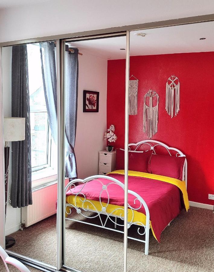 Double Room Lgbt London Exterior photo